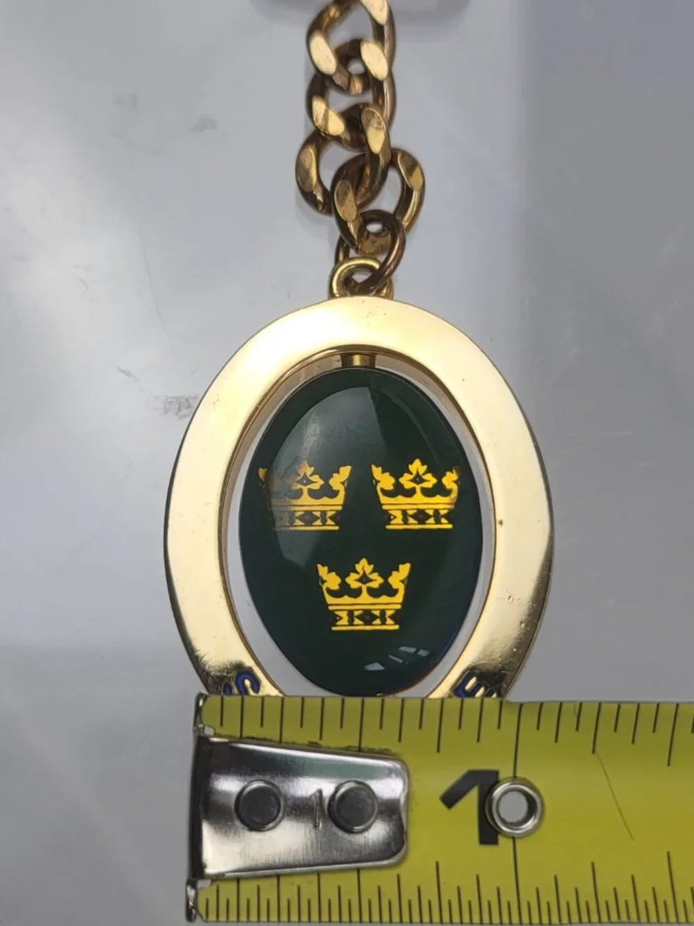 Sweden Swedish Flag Souvenir Spinner Stylized Gold Tone Metal FOB Keychain